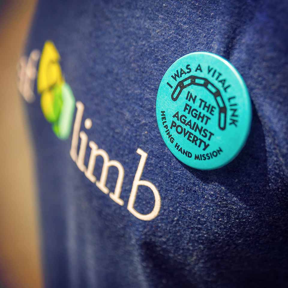 Project Pando volunteers planting trees