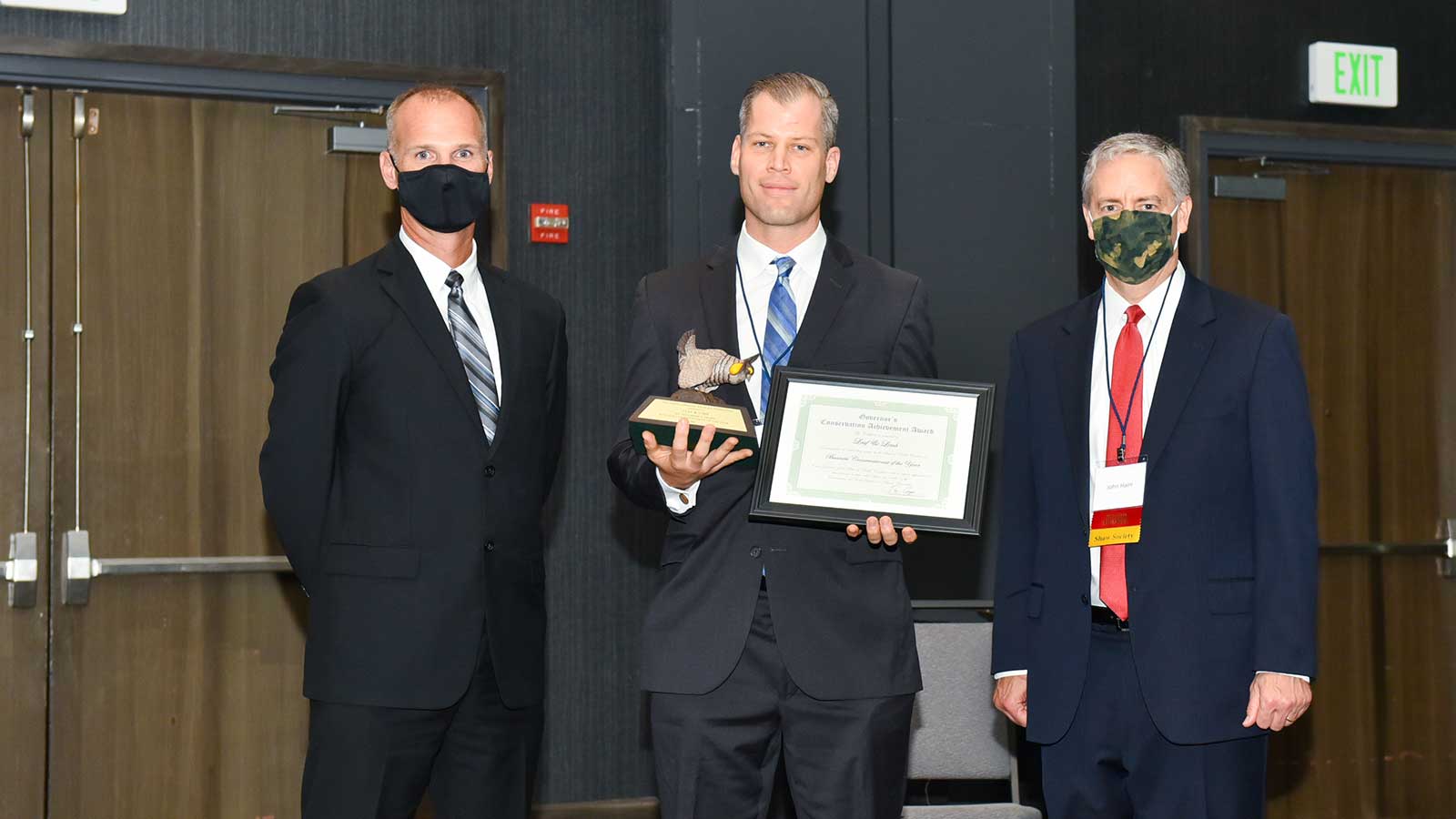 Leaf & Limb team receiving the Business Conservationist of the Year award.