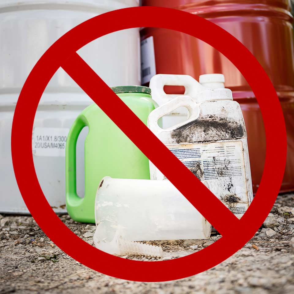 Bag of chemical fertilizer, not recommended for trees